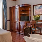 호텔 Venezia 4*