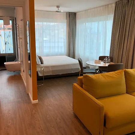 Venezia 4* غرادو