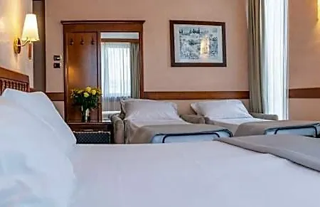 Отель Venezia 4*