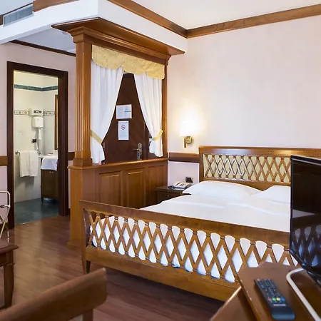 Szálloda Venezia 4*