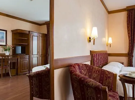 Venezia Hotel 4*